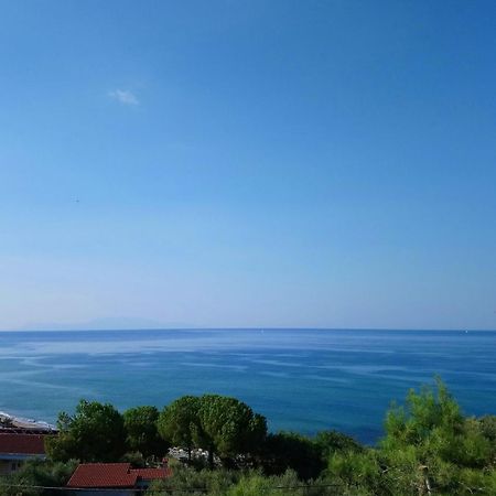 Αλκυονη Διαμερισματα Hotel Paralia Vrachou Buitenkant foto