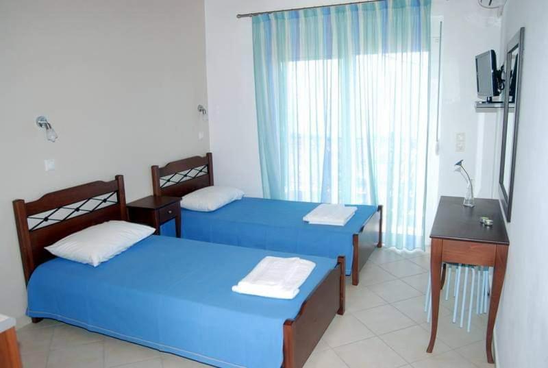 Αλκυονη Διαμερισματα Hotel Paralia Vrachou Buitenkant foto