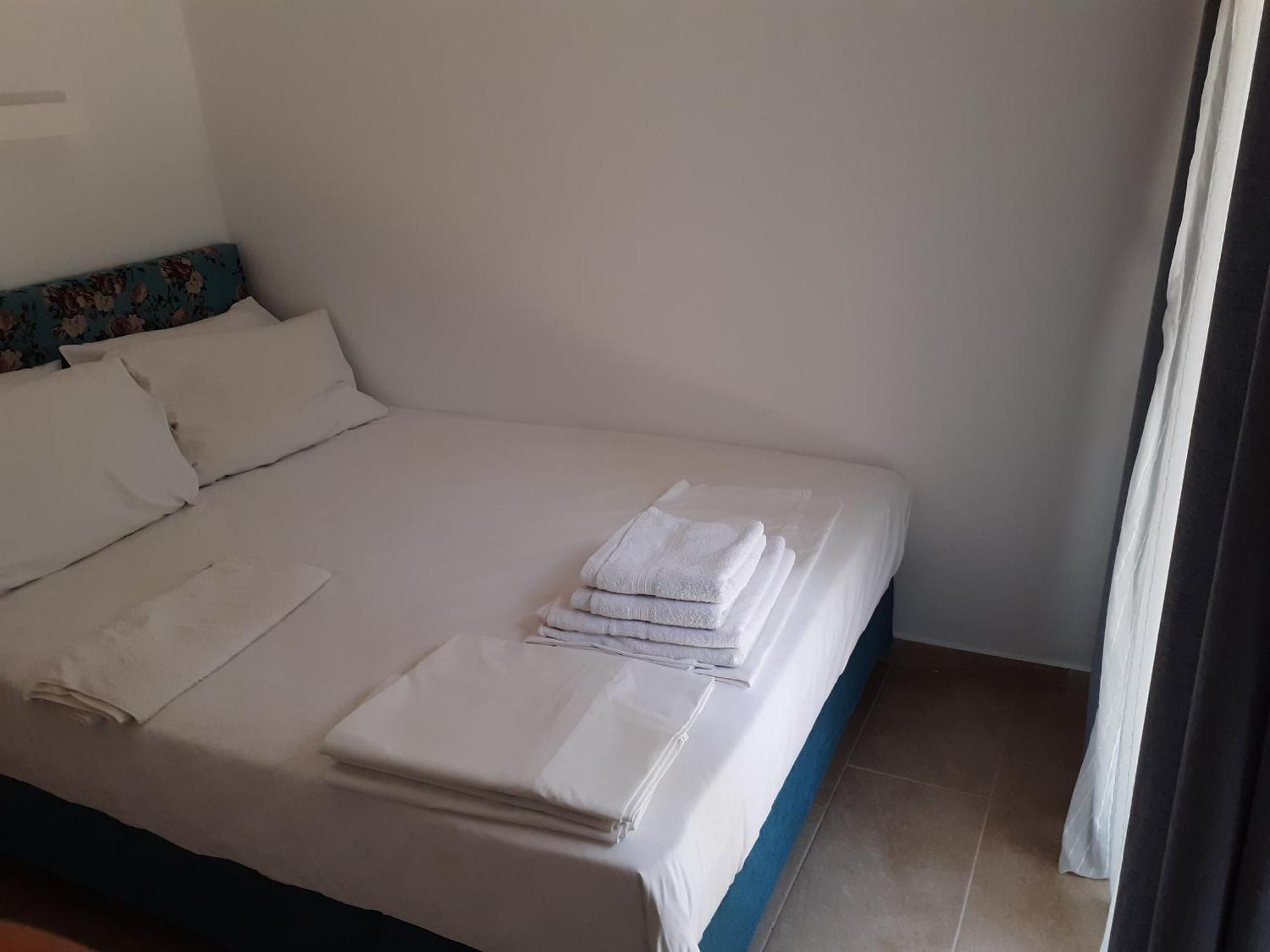 Αλκυονη Διαμερισματα Hotel Paralia Vrachou Buitenkant foto